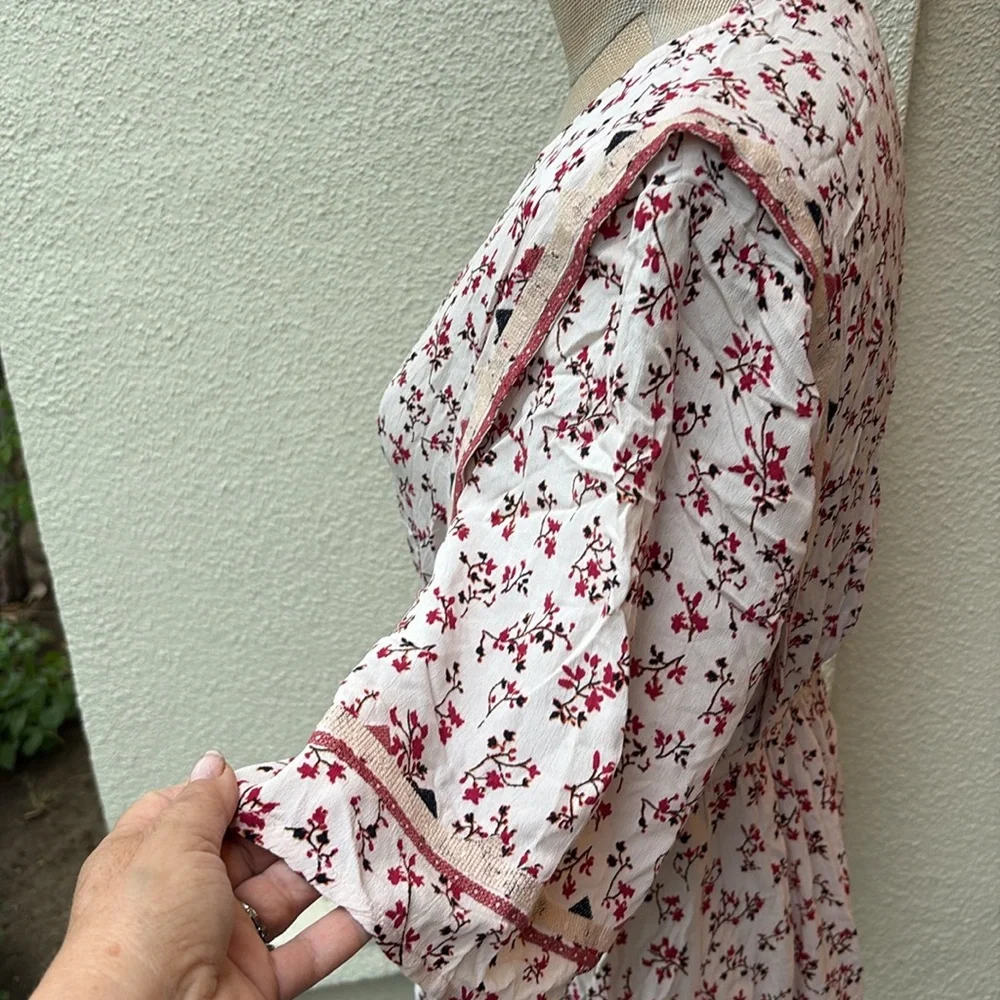 Ba&sh Sete short pretty and comfy floral bohemian style dress with elastic waist